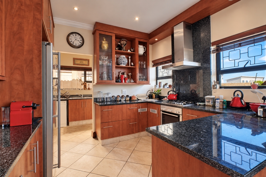 3 Bedroom Property for Sale in Lovemore Park Eastern Cape